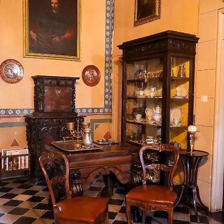 Castello Machiavelli Nocleg ze śniadaniem 4*