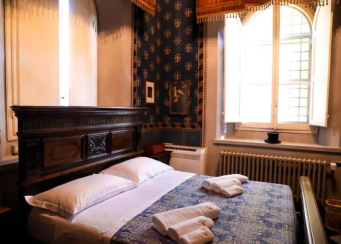 Castello Machiavelli 4* أوتْسانو ديل إميليا