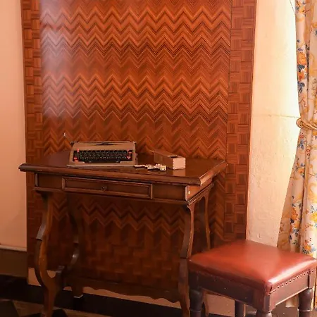 Castello Machiavelli B&B