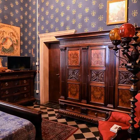 Oda ve Kahvaltı Castello Machiavelli 4*