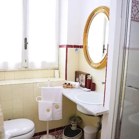 Oda ve Kahvaltı Castello Machiavelli 4*