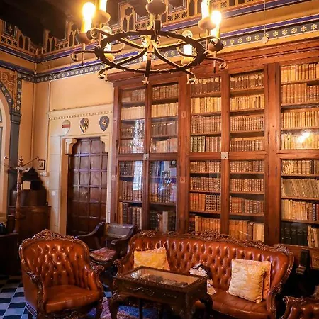 Castello Machiavelli Oda ve Kahvaltı 4*