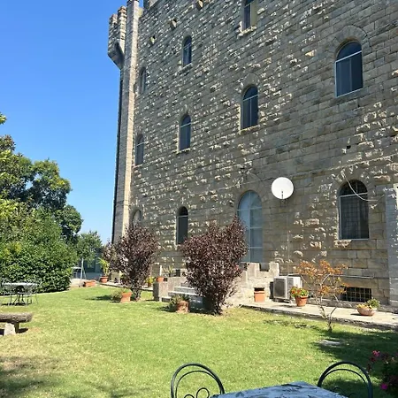 Castello Machiavelli B&B