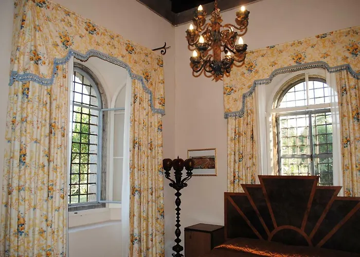 Alojamento de Acomodação e Pequeno-almoço Castello Machiavelli